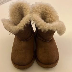 Children’s Uggs in fair condition.